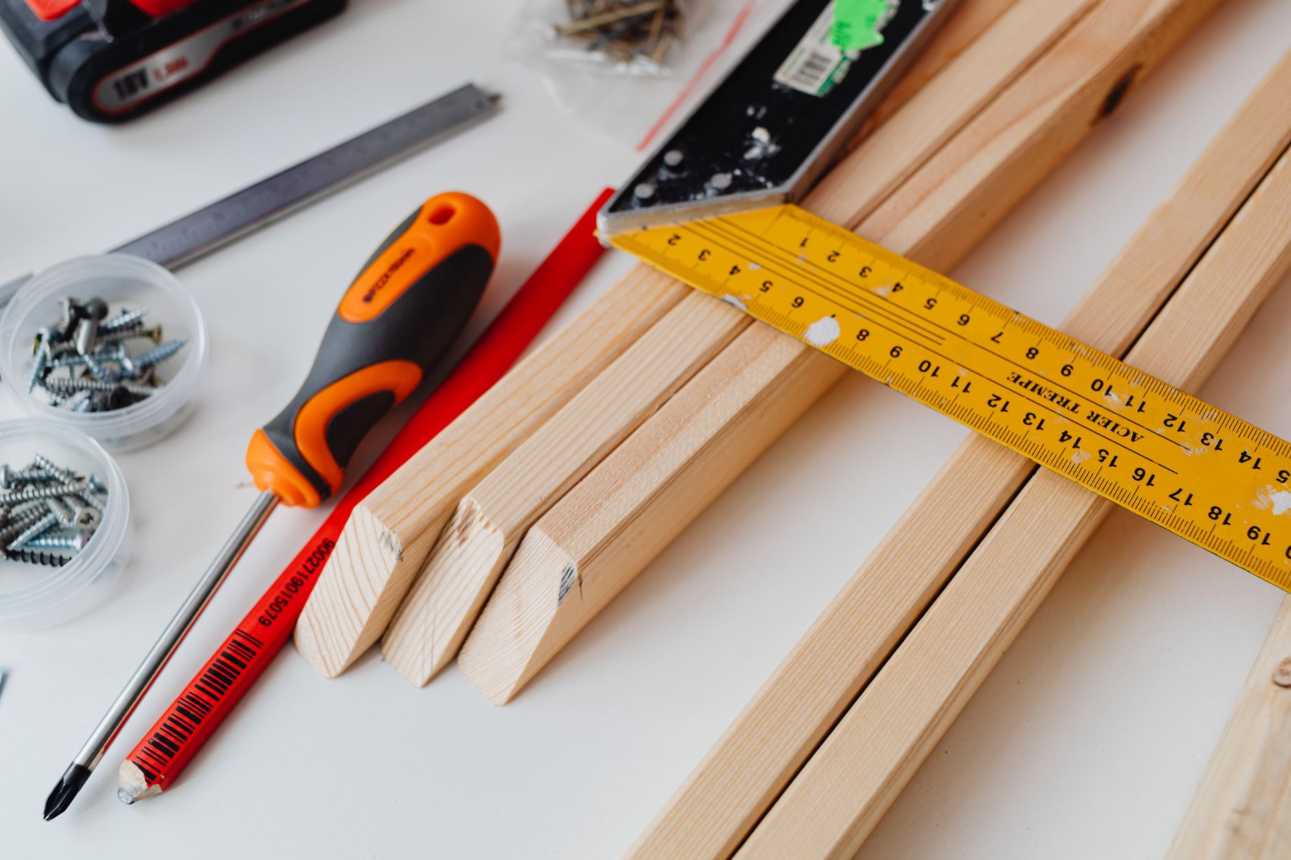 Shelving & Mounting – Belton